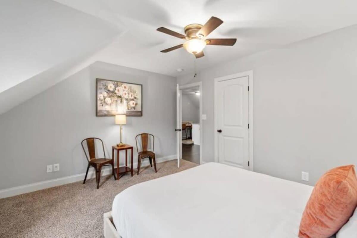 Апартаменты The Campbell Carriage House Кларксвилл Экстерьер фото